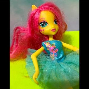 MY LITTLE PONY EQUESTRIA DOLL 2013 Fluttershy 9”